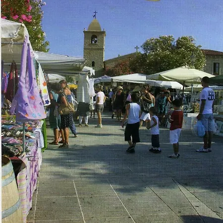 Fiore Vila San Pantaleo